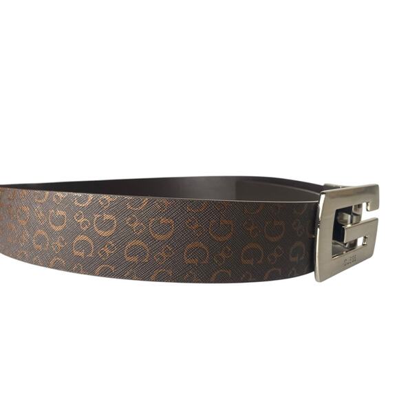 Guess Belt Size 30 Womens Spell Out & Large G Metal Buckle Clasp Adjustable - Picture 2 of 7